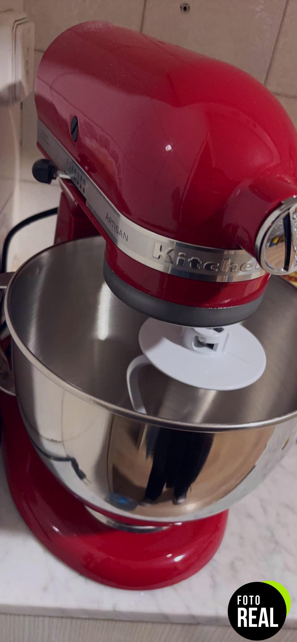 kitchenaid-batidora-amasadora-roja-5-accesorios-foto-1
